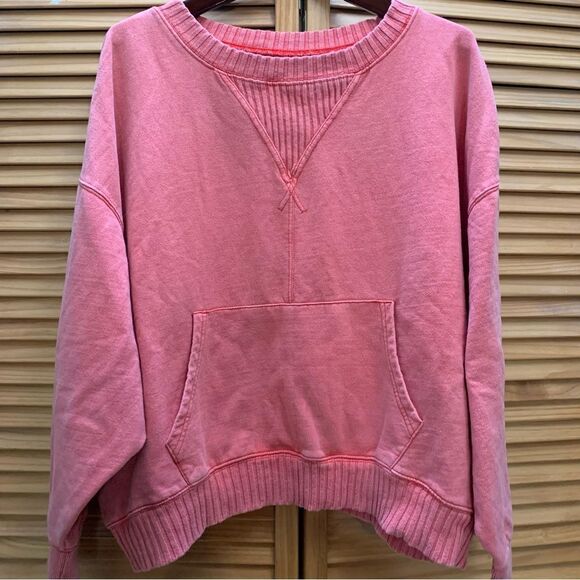 BDG Urban Outfitters Pink Crewneck Size Medium - Picture 3 of 4